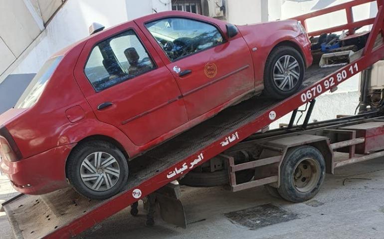 استنفار أمني بحي الحسني بعد اكتشاف سيارة أجرة مزورة