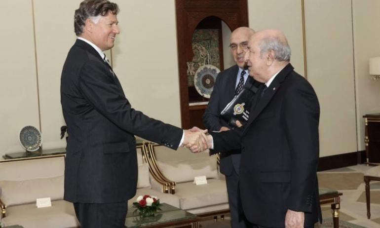 تحركات دبلوماسية في الجزائر لتعزيز الشراكة مع واشنطن وسط نقاشات حول الصحراء المغربية