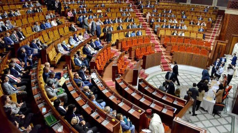 البرلمان يصادق على قانون تصفية مالية 2023.. والحكومة تشيد بـ