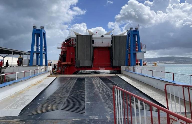 تعليق الرحلات البحرية بين ميناء طريفة الإسباني وميناء طنجة