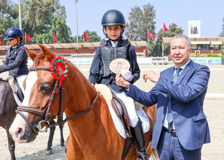 غالية عكاشة تظفر بالمركز الثالث في بطولة المغرب لترويض الخيول 
