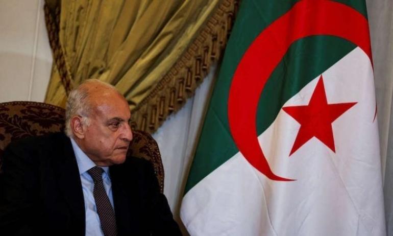 تصعيد أمني خطير في مالي والجزائر تؤكد تمسكها بوحدة الجار الجنوبي