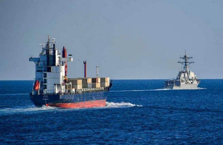 الحرس الثوري الإيراني يغلق مضيق هرمز إلى حين رفع الحصار البحري الأمريكي