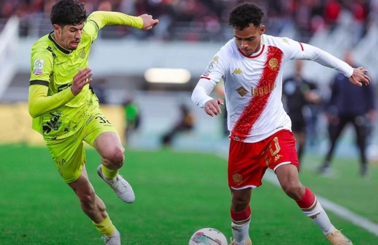 المغرب الفاسي يسقط الوداد بهدف قاتل ويعتلي صدارة البطولة الاحترافية