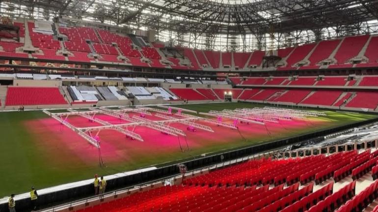 ملعب مولاي عبد الله بالرباط يدخل التاريخ كأول ملعب إفريقي يعتمد إضاءة LED لنمو العشب