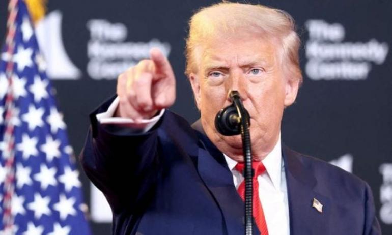 ترامب يحذر روسيا من عواقب وخيمة إذا رفضت إنهاء حرب أوكرانيا