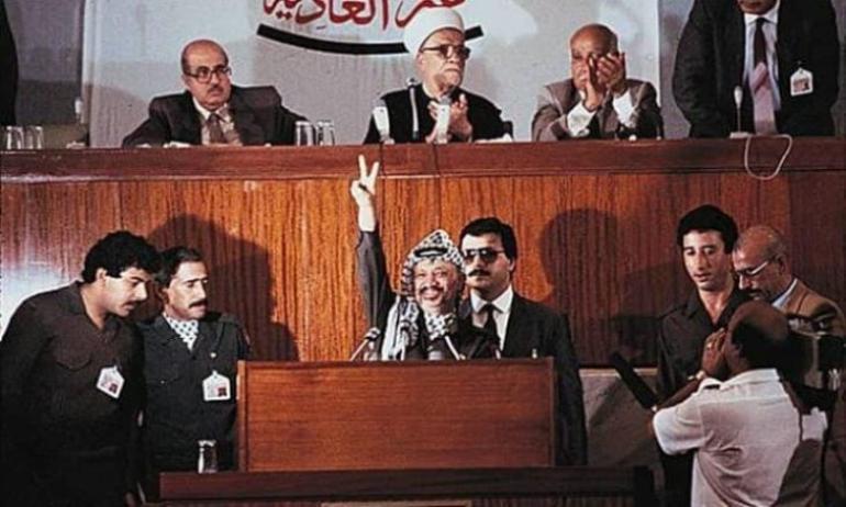 تبون يكشف عن مخطط لقصف قصر الأمم خلال إعلان قيام الدولة الفلسطينية عام 1988