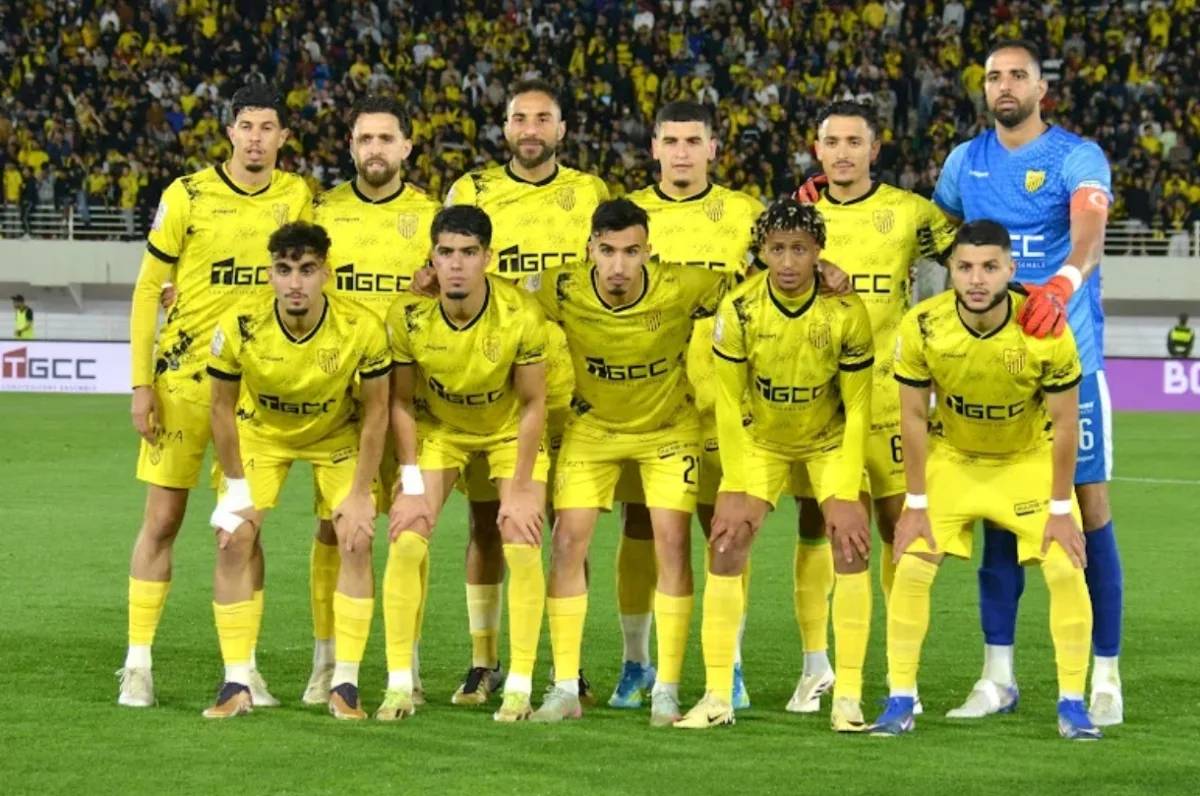 المغرب الفاسي يتوج بطلاً للبطولة الاحترافية بعد حسم الصدارة في الجولة الأخيرة
