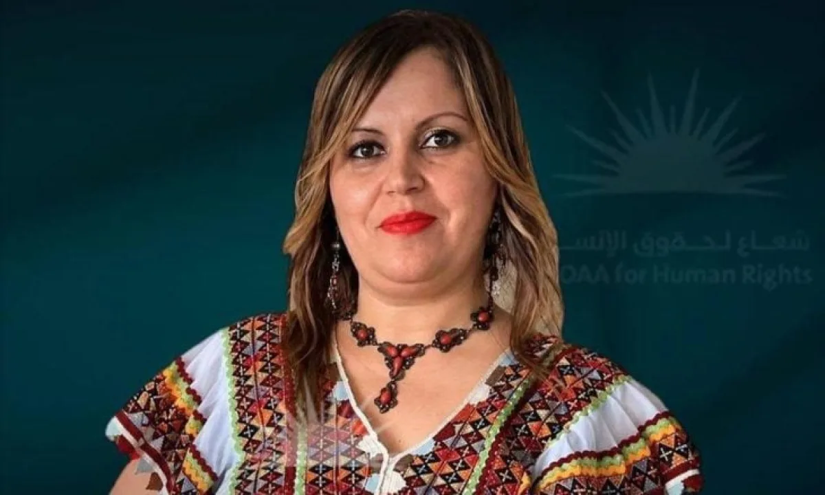 عام حبسا موقوف التنفيذ لأستاذة الأمازيغية نادية موساوي في الجزائر
