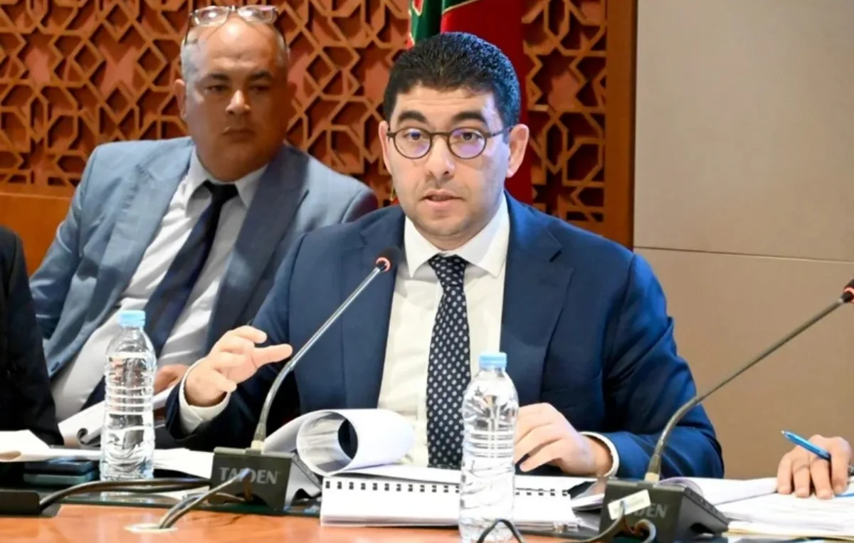 مجلس المستشارين يواصل مناقشة مشروع إعادة تنظيم المجلس الوطني للصحافة وسط تباين في المواقف